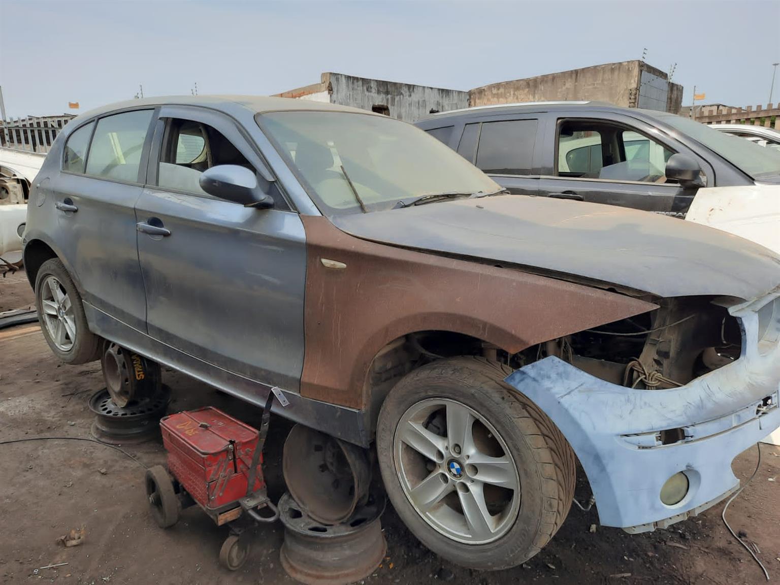 2005 BMW 1 Series - Stripping for Spares.