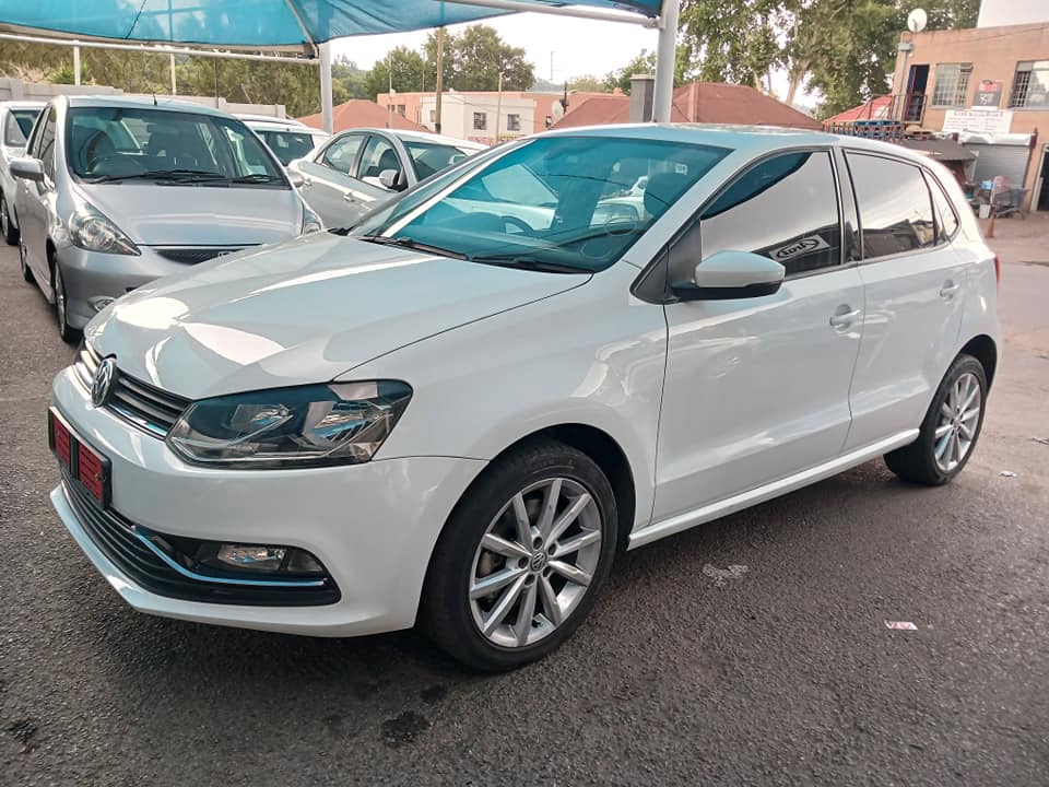 2015 VW POLO TSI 1.2 HATCHBACK  Transmission: Automatic  Mileage: 85000km Fueltype: Petrol  White