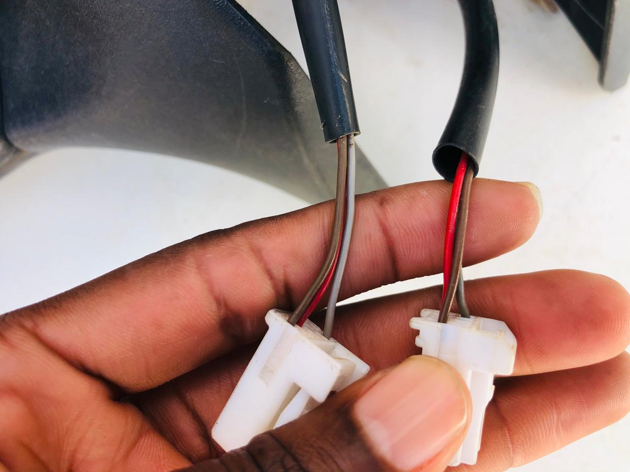 Nissan Almera left and right side electronic mirror (2017) - Private Seller