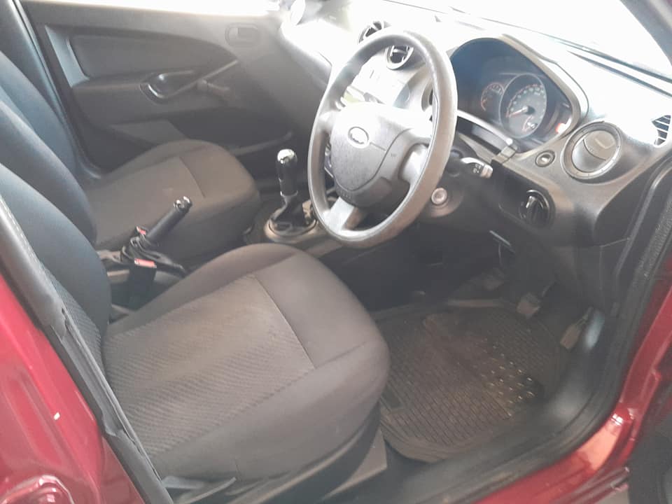 2015 FORD FIGO 1.4 HATCH MANUAL