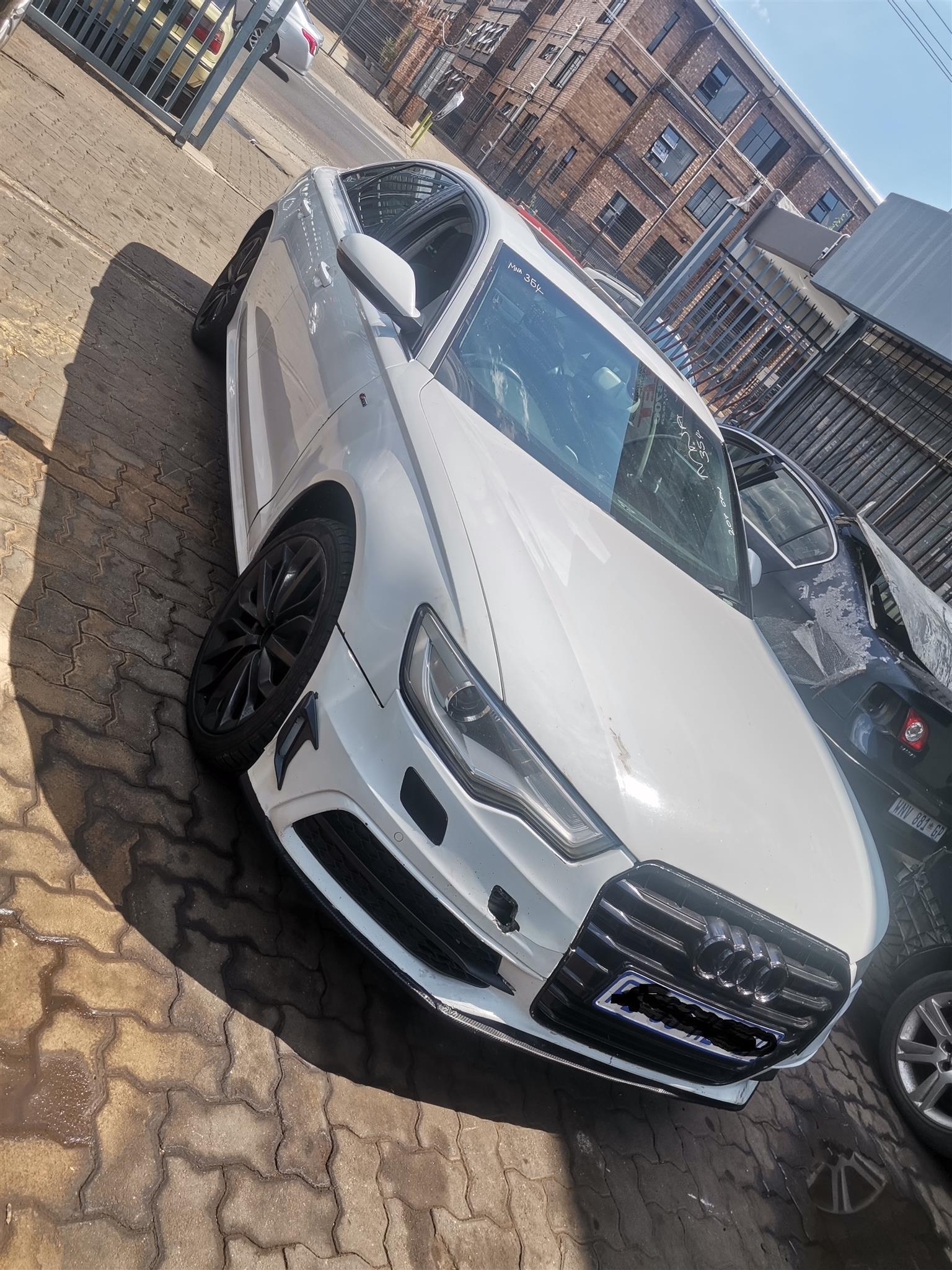 AUDI A6 2013 SLINE STRIPPING - Private Seller AUDI A6 2013 SLINE STRIPPING - Private Seller