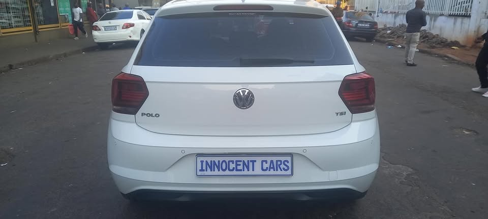 2018 VW POLO 8Tsi 1.0 ENGINE, AUTOMATIC TRANSMISSION, WHITE COLOUR, 59000KM USED