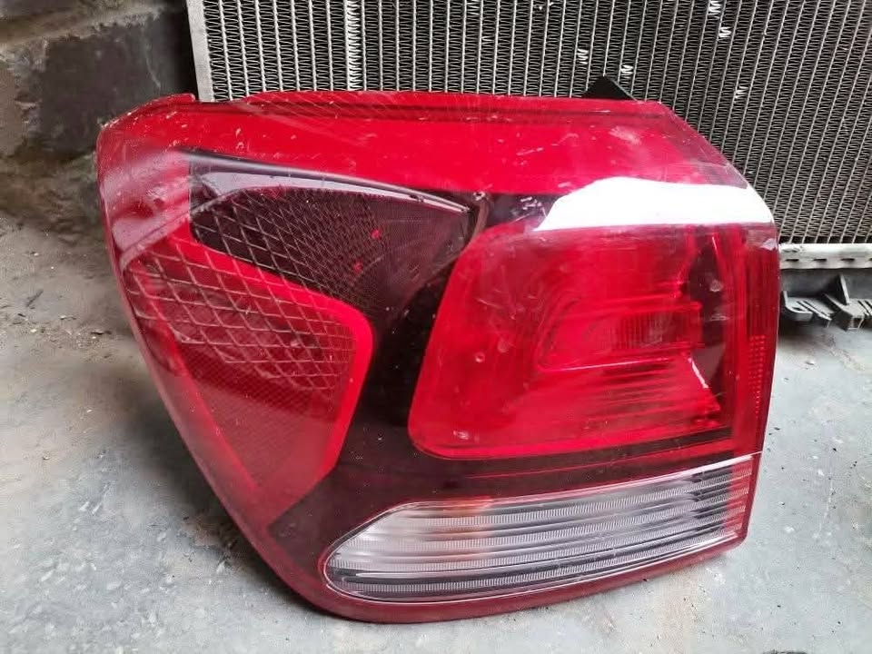 KIA Rio Boot Taillight Left Side 2018 At Bumper & Headlights Auto Parts - Private Seller