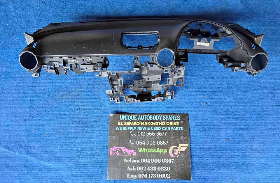 Mazda 2 Dashboard 2023 – 2024