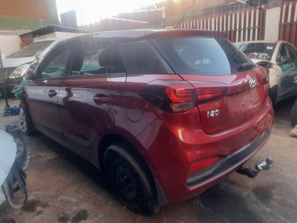 HYUNDAI i20 GRAND 1.2 G4LA STRIPPING - Private Seller HYUNDAI i20 GRAND 1.2 G4LA STRIPPING - Private Seller