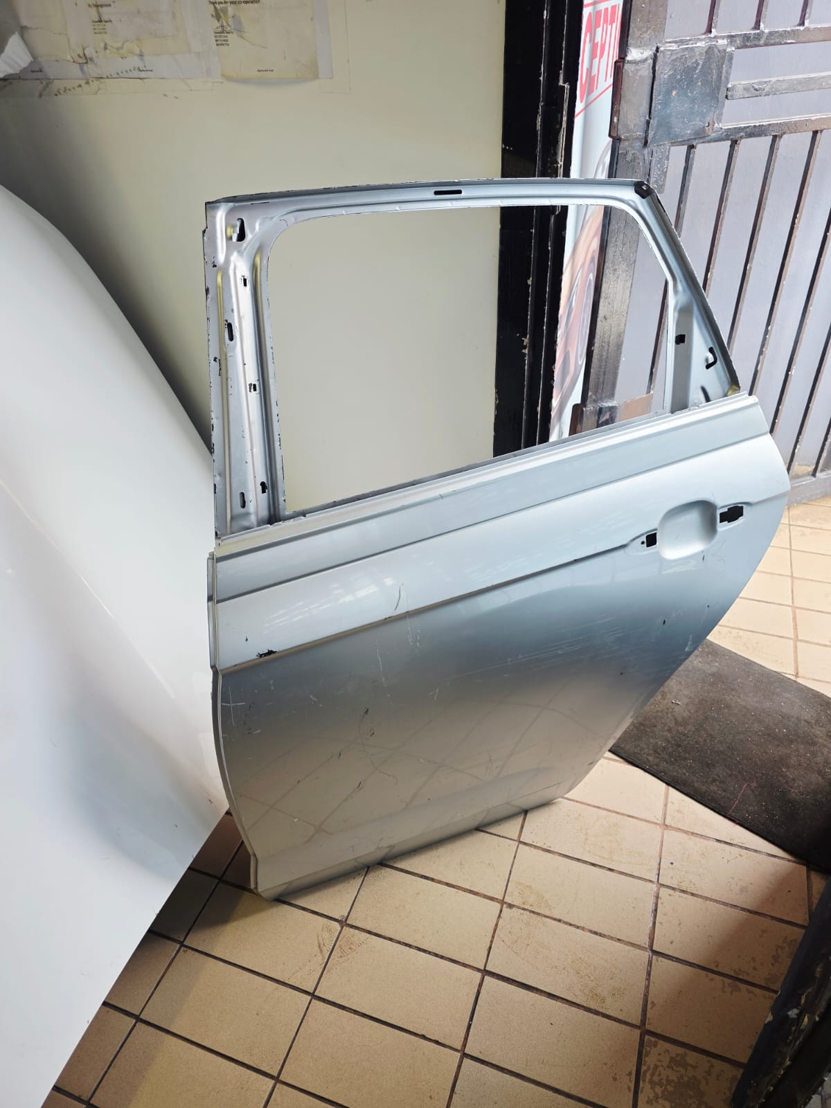 GREY VW POLO 8/9 (2018) REAR LEFT DOOR FOR SALE IN A GOOD CONDITION - Private Seller