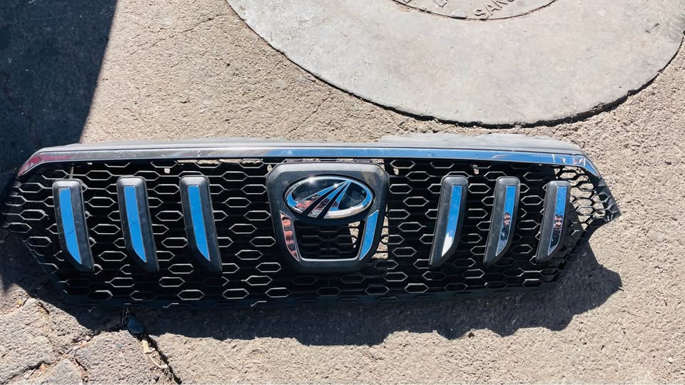 Mahindra Scorpio grill - Private Seller Mahindra Scorpio grill - Private Seller