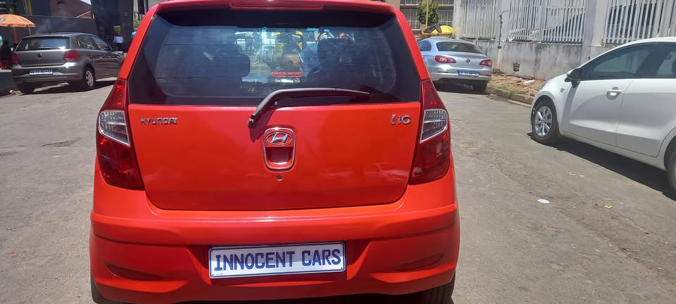 2012 HYUNDAI i10 1.2 Petrol Manual,  Red Color. MILEAGE 70000km. Contact Inno