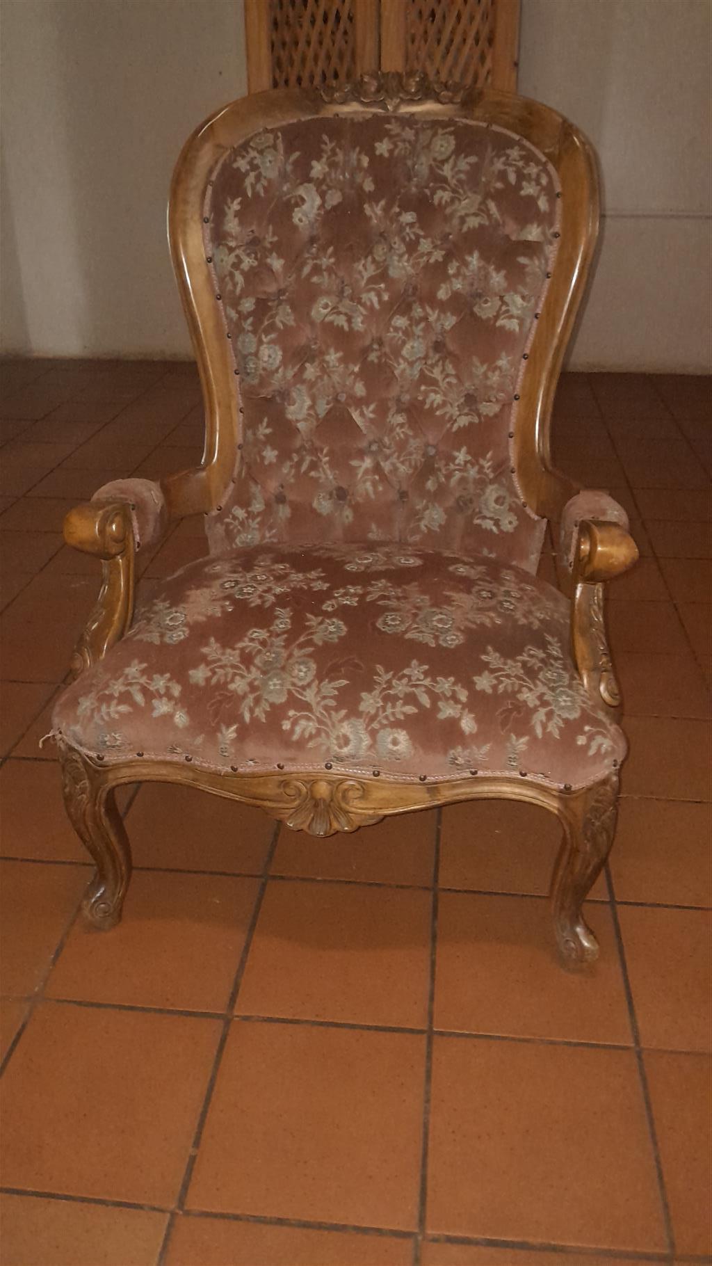 Victorian antique coutch