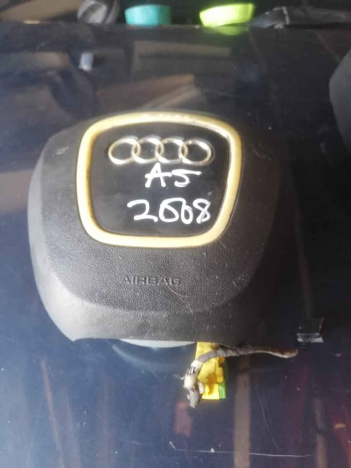 Audi A5 2008 Airbag - Private Seller Audi A5 2008 Airbag - Private Seller