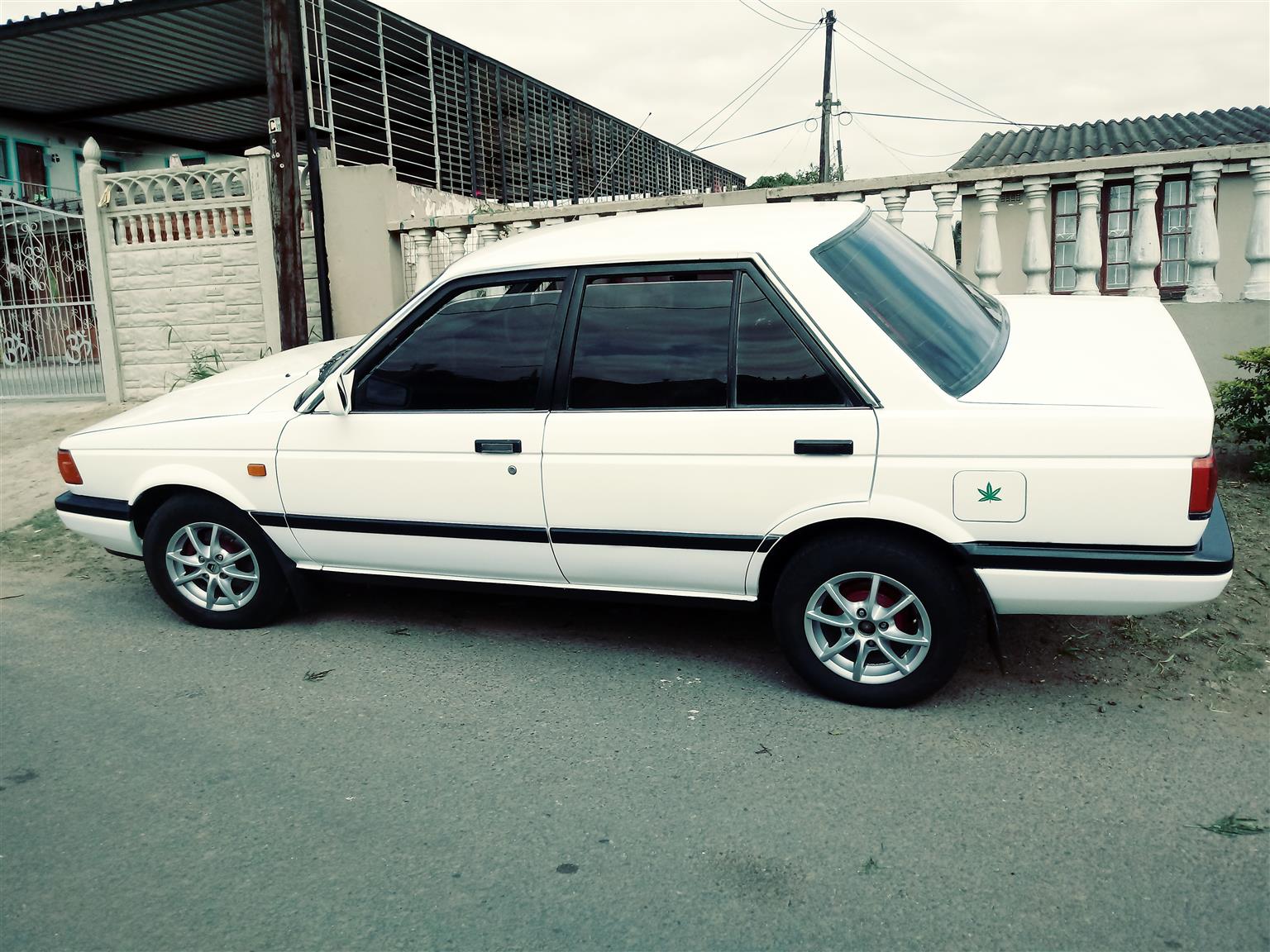 matchbox nissan sentra