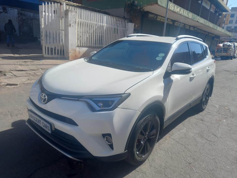 2019 TOYOTA RAV4 2.0 PETROL, AUTOMATIC, WHITE COLOR, MILEAGE 74000KM