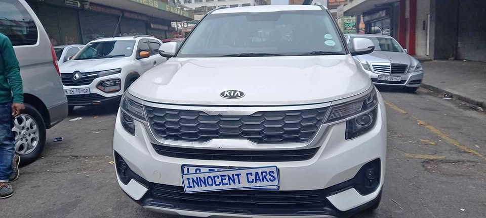 2020 KIA SELTOS 1.6 PETROL, MANUAL, WHITE COLOUR, MILEAGE 74000KM 2020 KIA SELTOS 1.6 PETROL, MANUAL, WHITE COLOUR, MILEAGE 74000KM