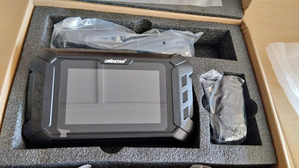 OBDSTAR ISCAN TRIUMPH SCANNER - Private Seller