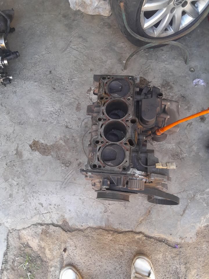 VW Golf 5 2.0 Fsi & Audi A3 2.0 Fsi Complete Sub Assembly - Private Seller VW Golf 5 2.0 Fsi & Audi A3 2.0 Fsi Complete Sub Assembly - Private Seller