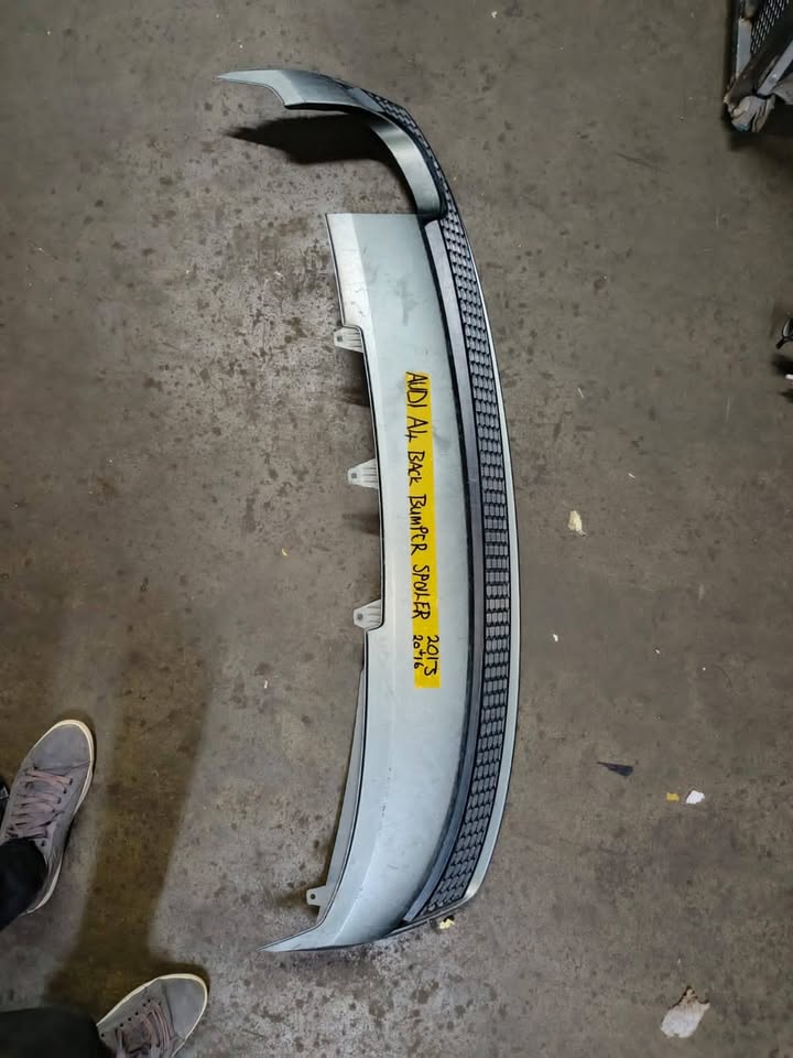 Audi A4 Back Bumper Spoiler 2013-2016 - Private Seller
