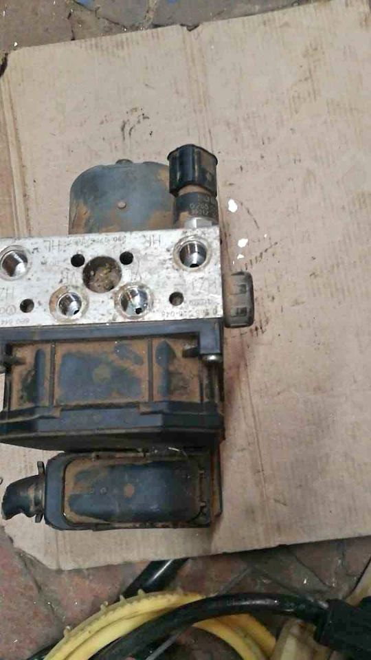 Audi A4 3.0 ABS pump For Sale - Private Seller Audi A4 3.0 ABS pump For Sale - Private Seller