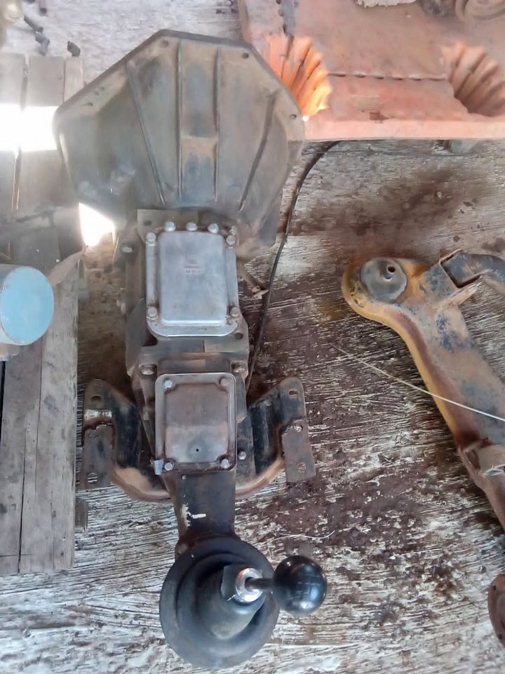 Ford V6 4 speed gearbox good working condition contact - Private Seller Ford V6 4 speed gearbox good working condition contact - Private Seller