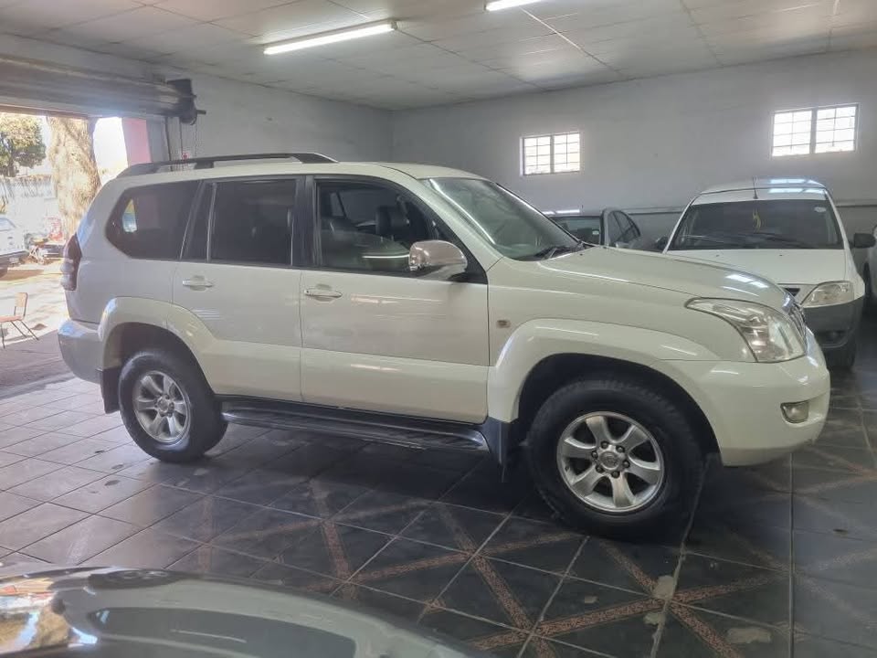 2006 Toyota Land cruiser Prado 4.0 V6 Auto 187000km Mechanically Perfect with Leather Seat