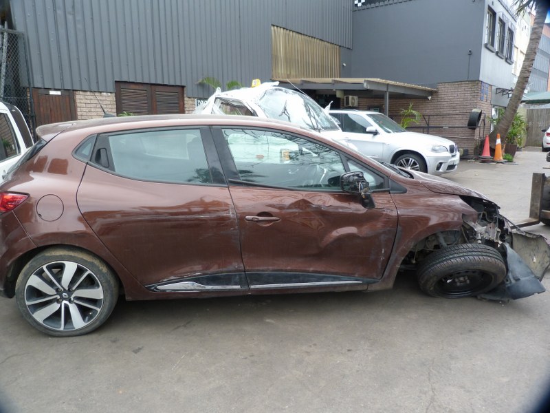 Renault Clio IV 900cc Dynamique Manual Brown - 2014 STRIPPING FOR SPARES - Private Seller Renault Clio IV 900cc Dynamique Manual Brown - 2014 STRIPPING FOR SPARES - Private Seller