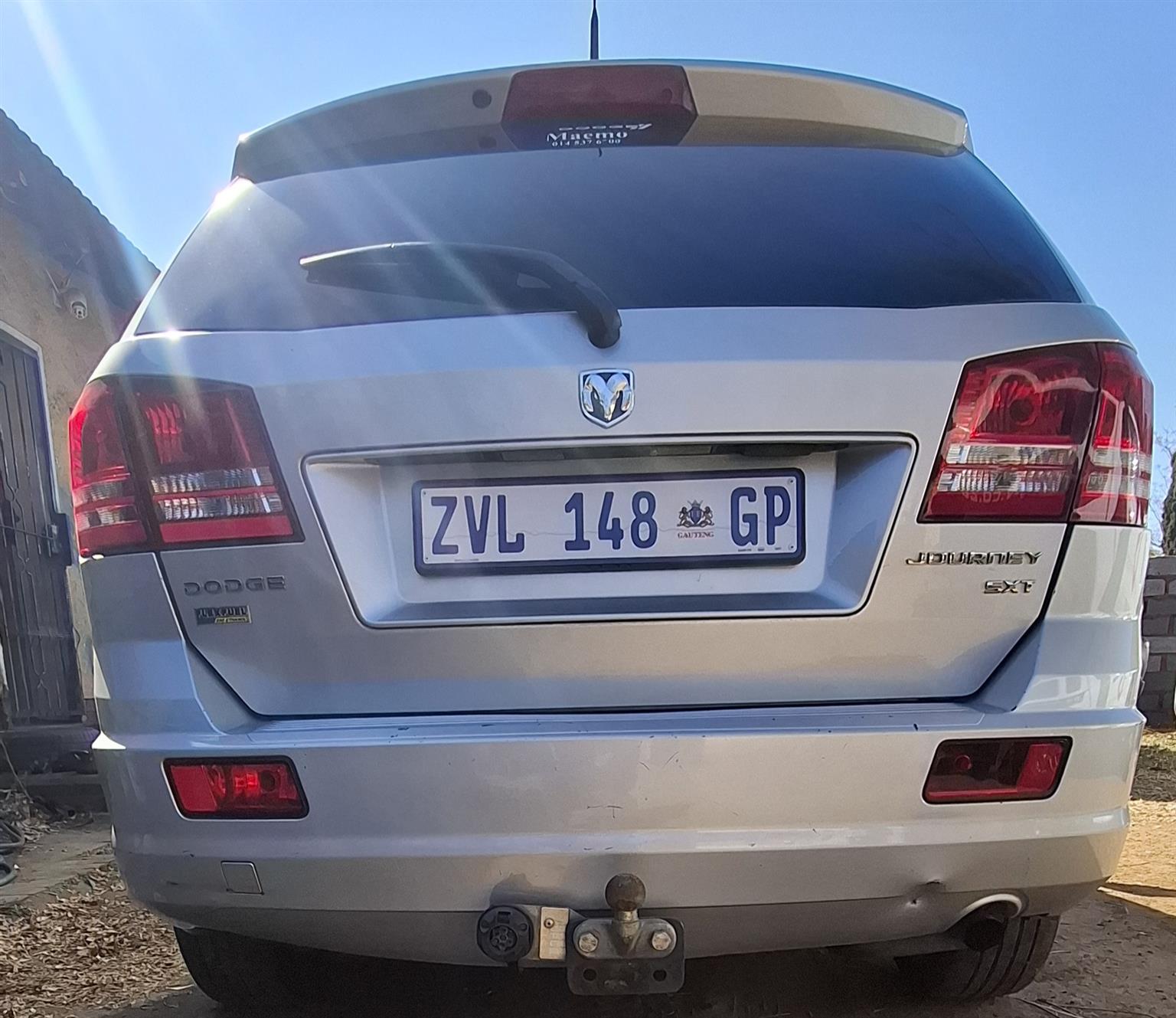 2010 dodge journey 2.7 v6 in good condition 7seateron the road tyere l