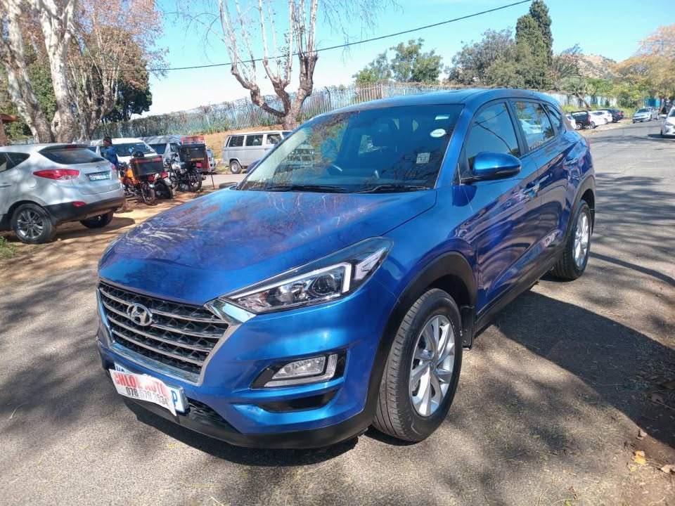 2019 Hyundai Tucson 2.0 Automatic   Service book