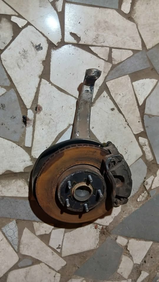 Lexus is250 Right Side Step Axle - Private Seller Lexus is250 Right Side Step Axle - Private Seller