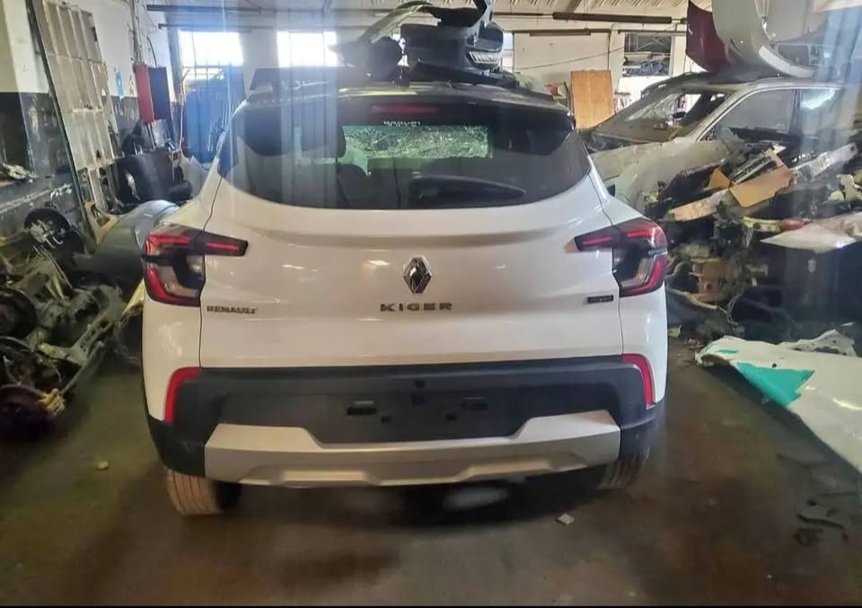 Renault kiger stripping for spares - Private Seller