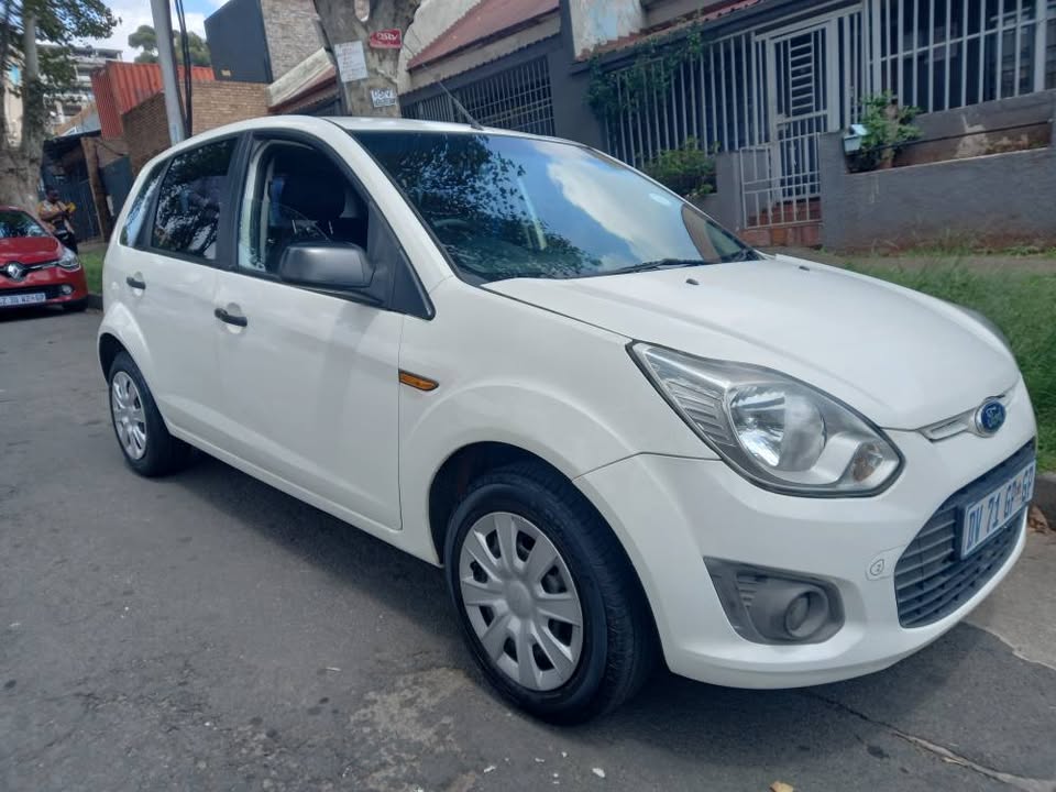 2015 FORD FIGO 1.4 PETROL, MANUAL,  White, 115000kms