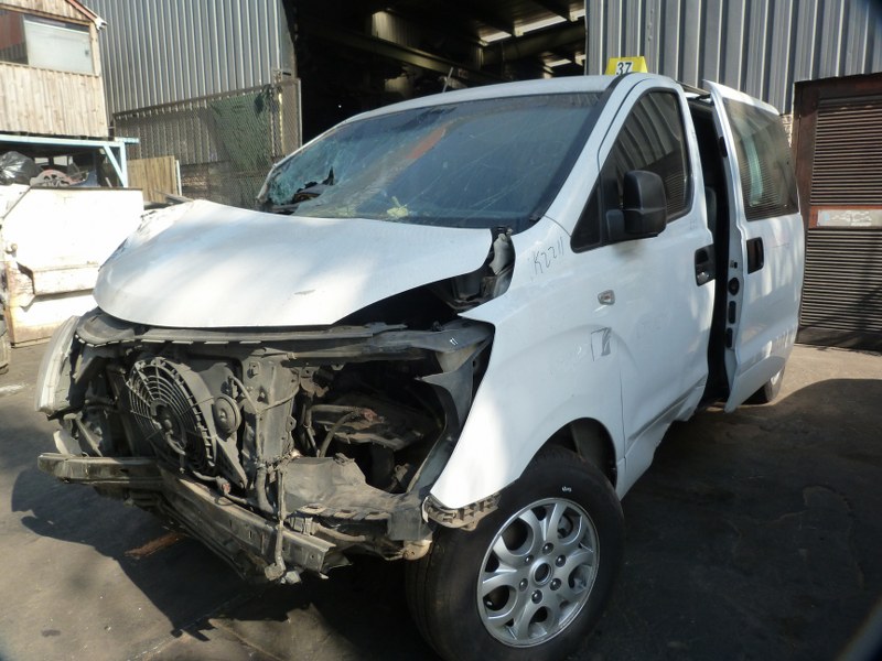 Hyundai H-1 2.5 CRDI Multicab AT White - 2012 STRIPPING FOR SPARES - Private Seller Hyundai H-1 2.5 CRDI Multicab AT White - 2012 STRIPPING FOR SPARES - Private Seller