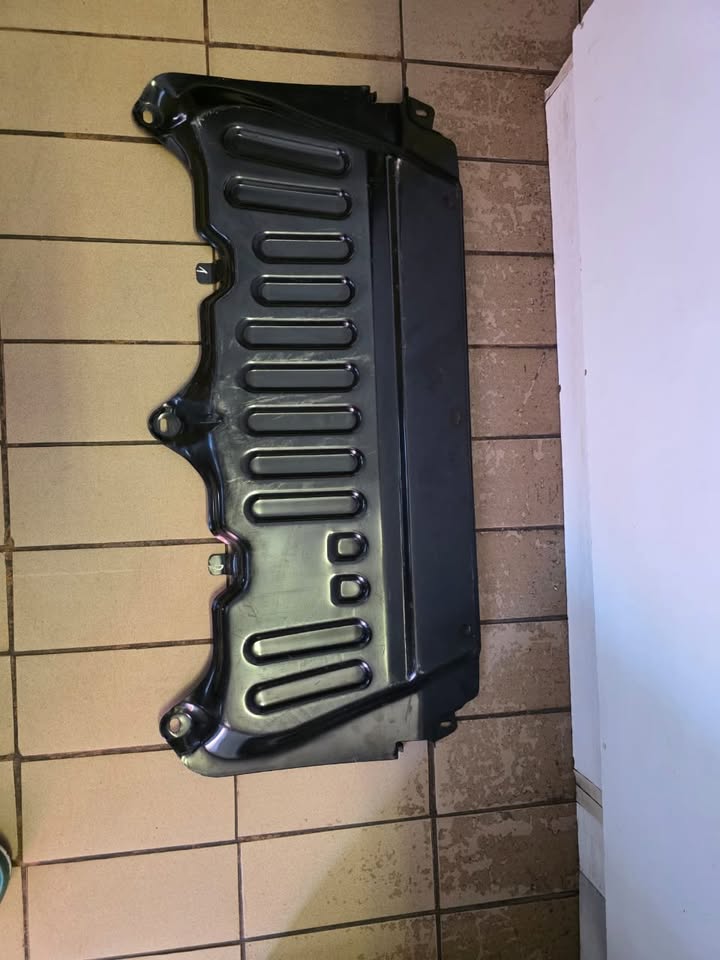 2014 RENAULT CLIO4 CAPTUR ENGENE UNDER COVER FOR SALE - Private Seller