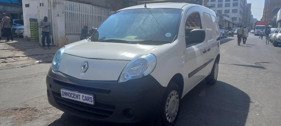 2014 RENAULT KANGOO 1.6 PETROL, MANUAL TRANSMISSION, WHITE, 83000KM