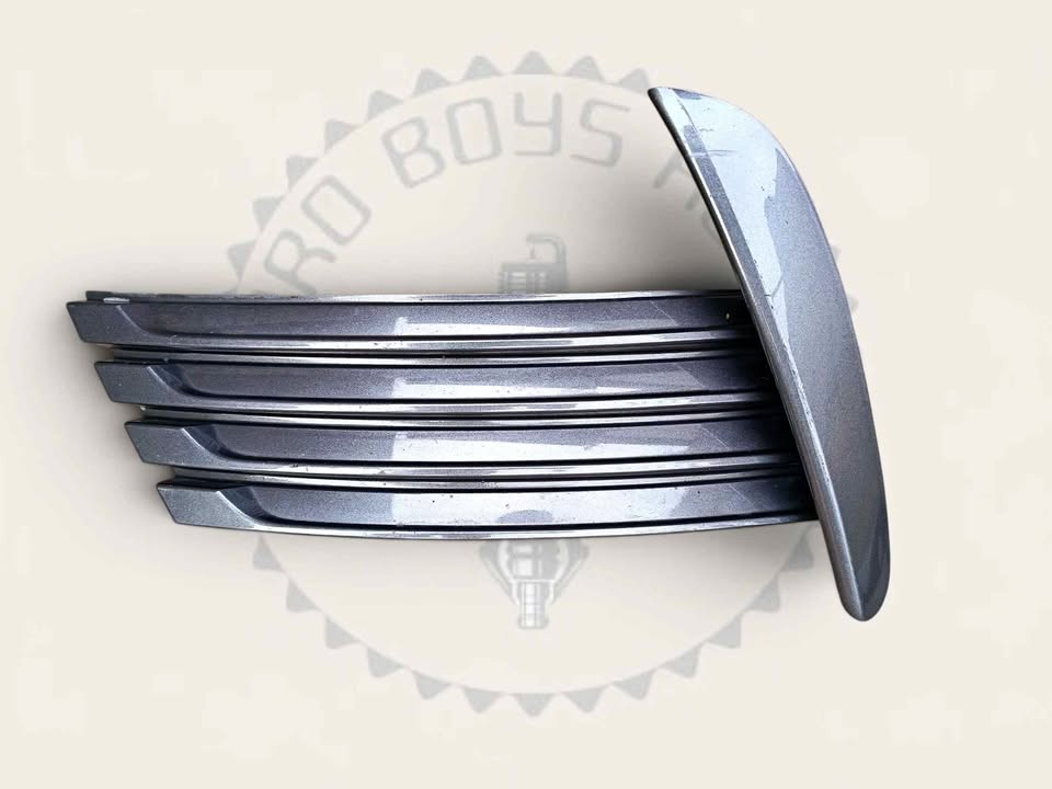 TOYOTA COROLLA PRESTIGE LEFT SIDE FOGLIGHT COVER/GRILL AVAILABLE FOR SALE - Private Seller TOYOTA COROLLA PRESTIGE LEFT SIDE FOGLIGHT COVER/GRILL AVAILABLE FOR SALE - Private Seller