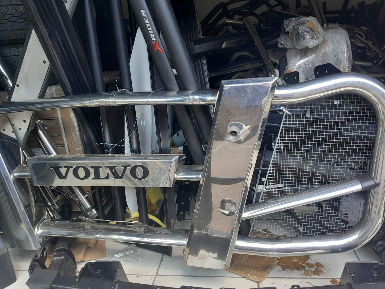 Volvo Truck Bullbar for sale - Private Seller Volvo Truck Bullbar for sale - Private Seller