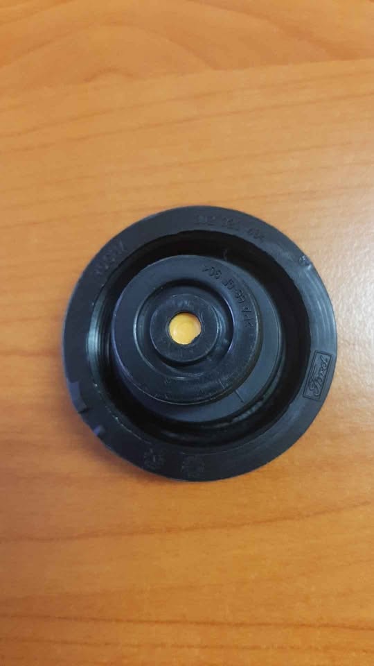MAZDA 3 WATER BOTTLE CAP. BRAND NEW. FOR VARIOUS OTHER CARS TOO. - Private Seller