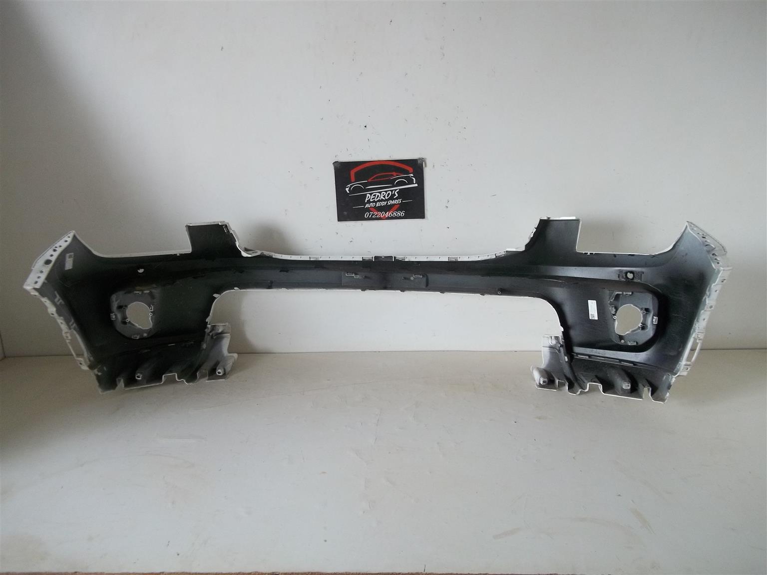 Ford Everest front bumper - Private Seller Ford Everest front bumper - Private Seller