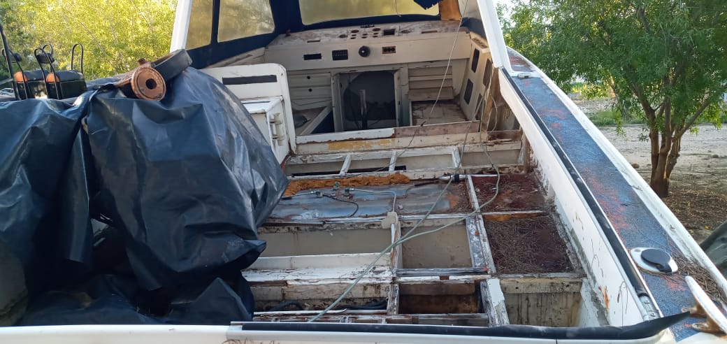 27ft BOAT PROJECT FOR SALE