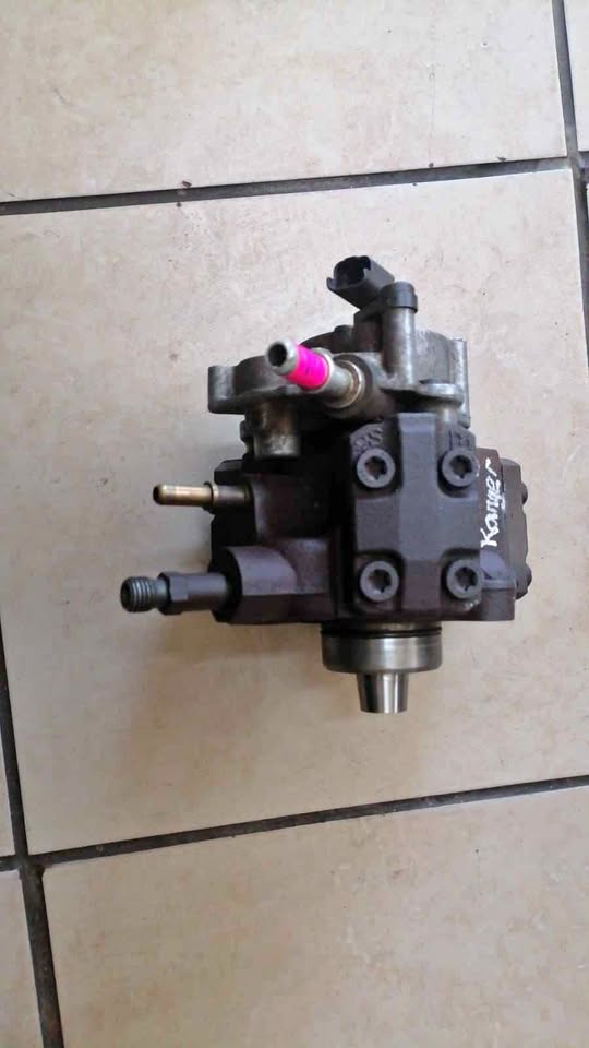 FORD RANGER T6 3.2 DIESEL PUMP SELLING. - Private Seller FORD RANGER T6 3.2 DIESEL PUMP SELLING. - Private Seller