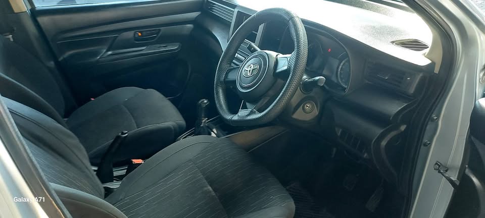 Toyota Rumion 1.5 Manual petrol 7seater