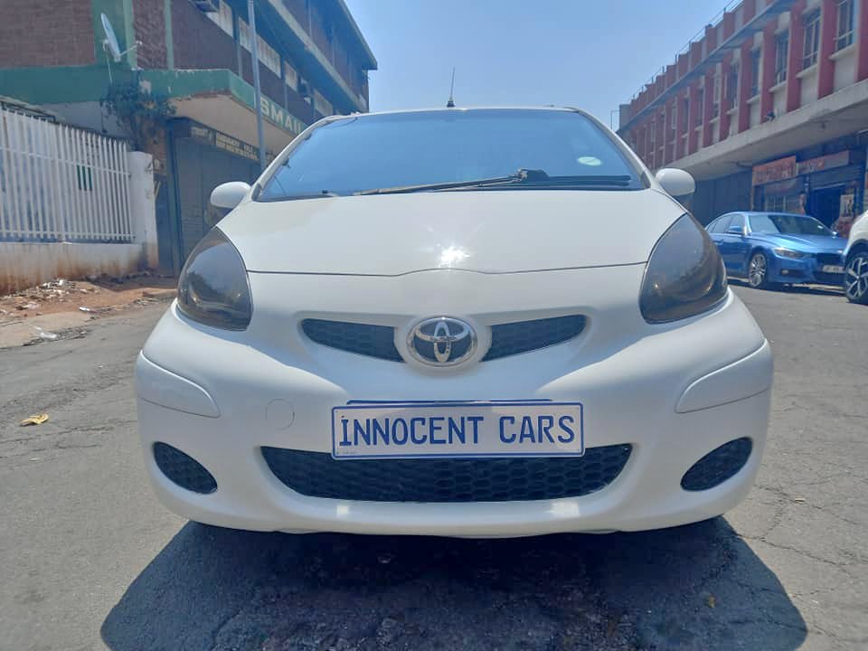 2012 TOYOTA AYGO 1.0 PETROL, MANUAL TRANSMISSION, WHITE COLOUR, MILEAGE 75000KM