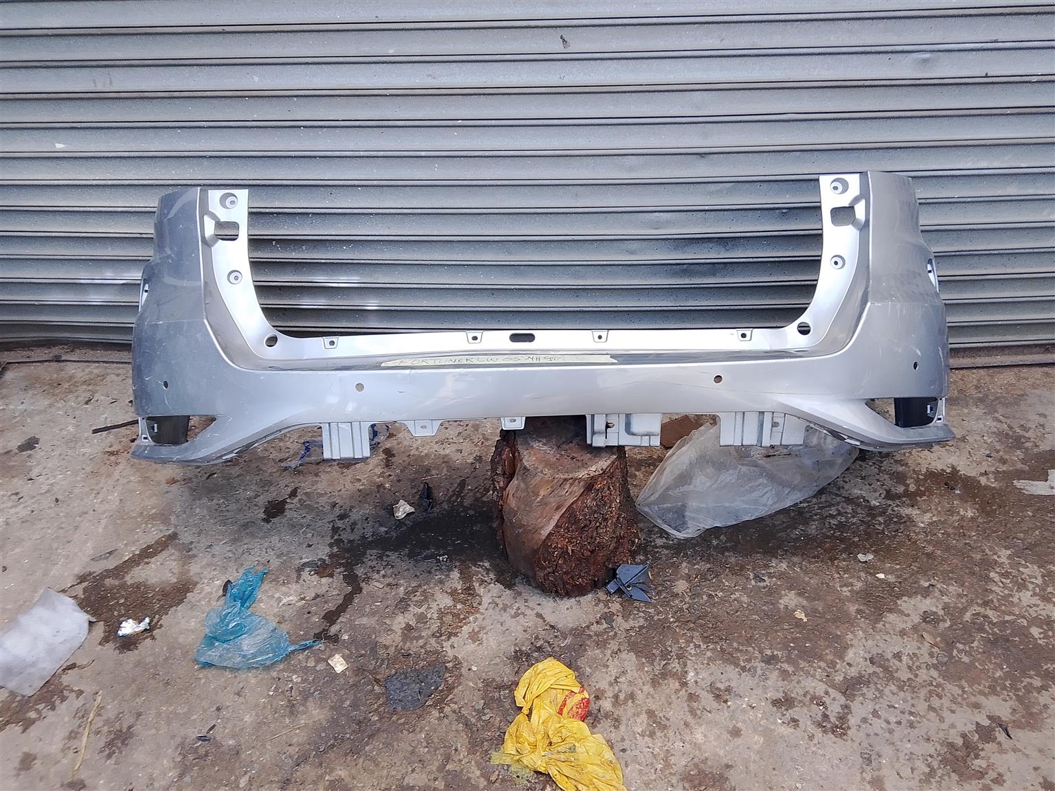 Toyota Fortuner back bumpers - Private Seller Toyota Fortuner back bumpers - Private Seller