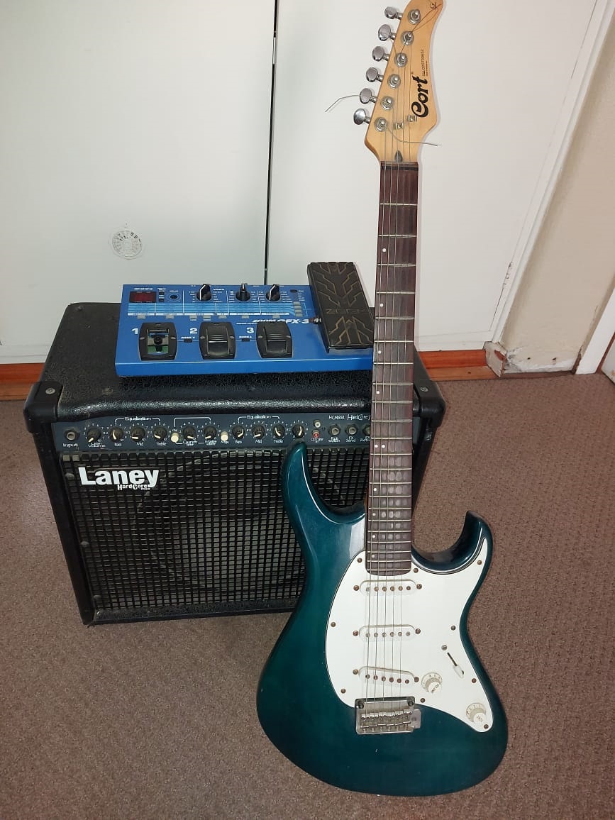 electric guitar for sale with amp