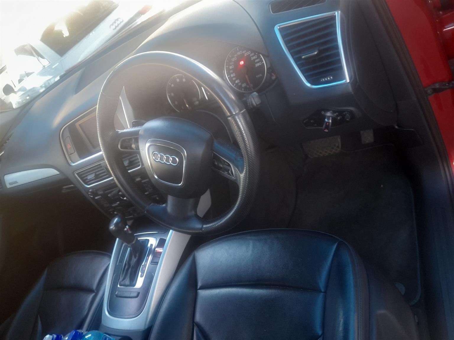 Pre-owned 2012 Audi  Q5 2.0 Engine Capacity Quettro