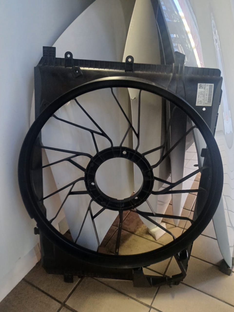 2018 MERCEDE BENZ E CLASS W212 FAN COWLING - Private Seller 2018 MERCEDE BENZ E CLASS W212 FAN COWLING - Private Seller