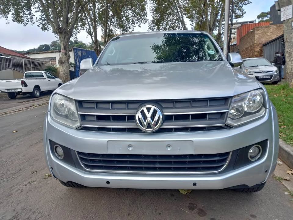 2012 VW Amarok Double cab 2.0 TDI 4motion Manual 4×4, Silver, 110000kms