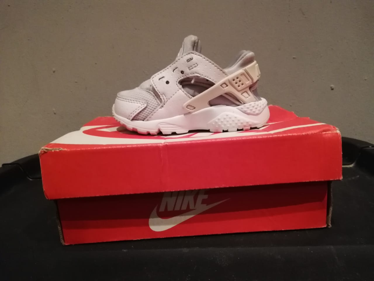 Assorted Second Hand Kids Shoes | Junk Mail Assorted Second Hand Kids Shoes | Junk Mail