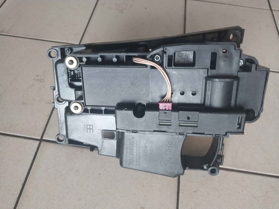 Bmw X5M X6M e70 e71 gear selector EDC sport - Private Seller Bmw X5M X6M e70 e71 gear selector EDC sport - Private Seller