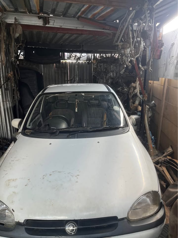 Corsa lite stripping for parts - Private Seller Corsa lite stripping for parts - Private Seller