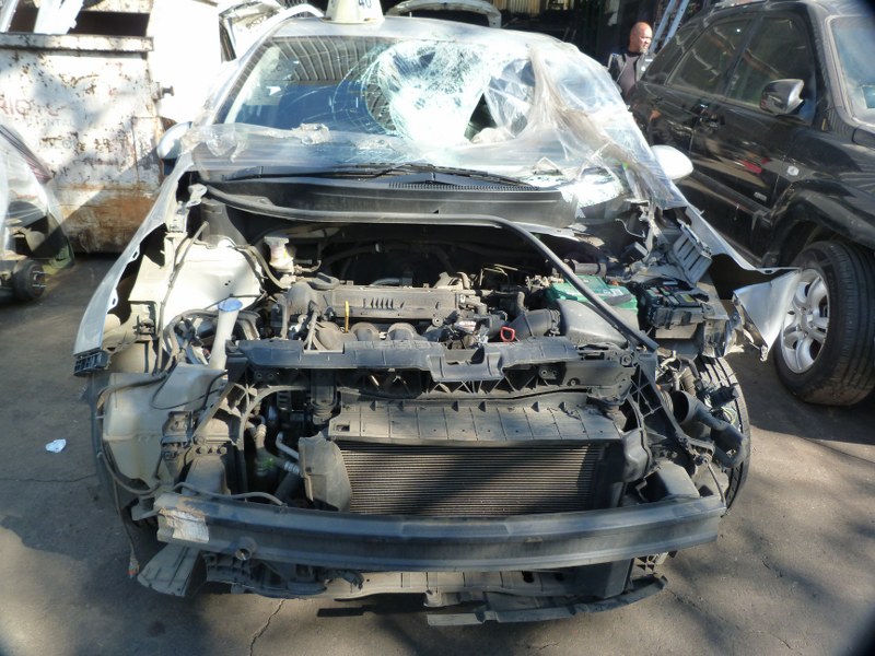 Kia Rio 1.4 AT Silver - 2015 STRIPPING FOR SPARES - Private Seller Kia Rio 1.4 AT Silver - 2015 STRIPPING FOR SPARES - Private Seller