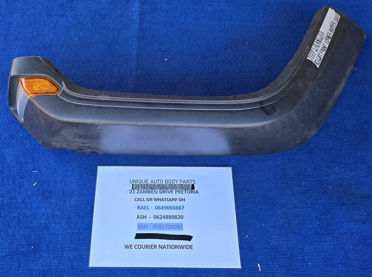 Jeep Wrangler Right Front Corner Bumper With Indicator Light and Park Light Jeep Wrangler Right Front Corner Bumper With Indicator Light and Park Light